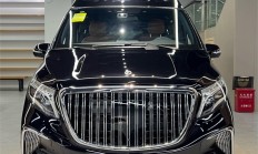 奔驰V级 全部在售 2022款 2021款 2020款 2018款 2017款 2016款,新款奔驰V260白义骏版实拍，华贵商务范，9AT+4悬挂，